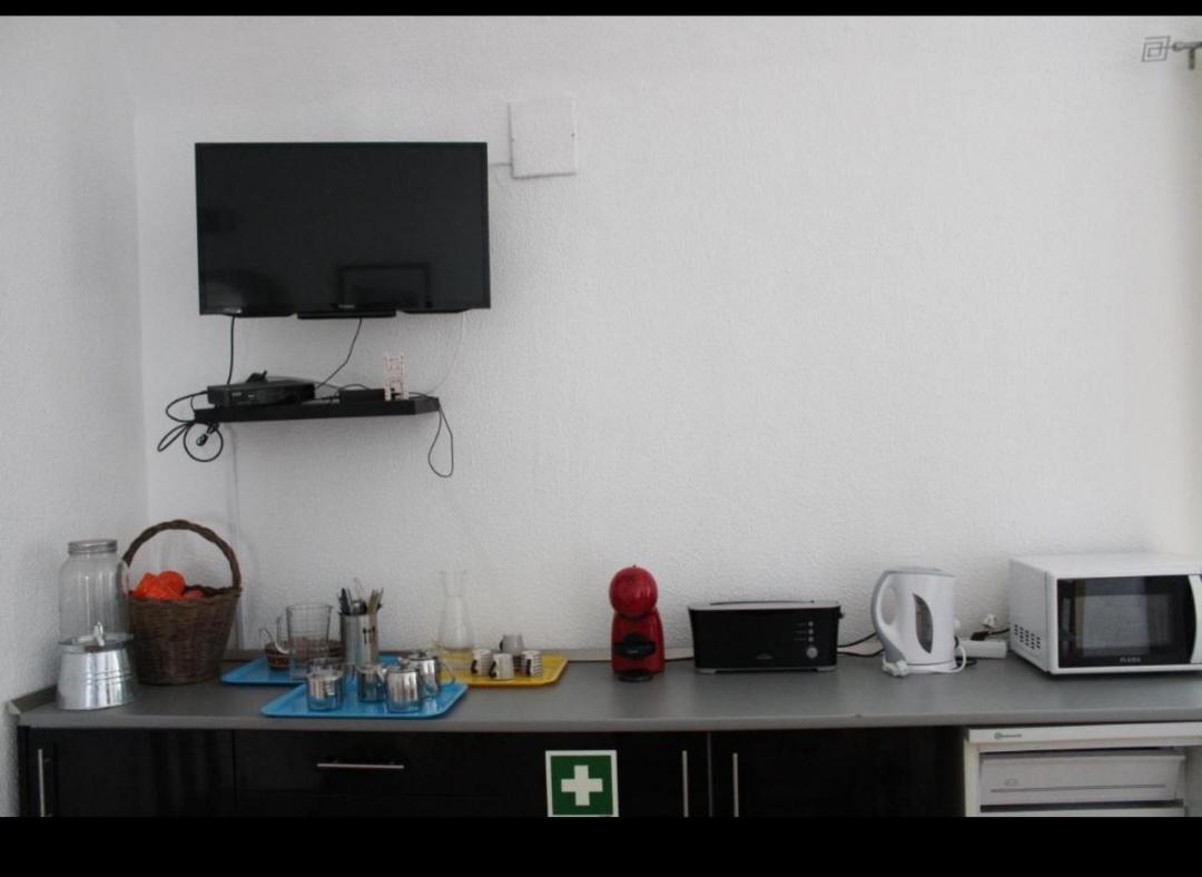 Mont' Sobro Hostel エヴォラ エクステリア 写真