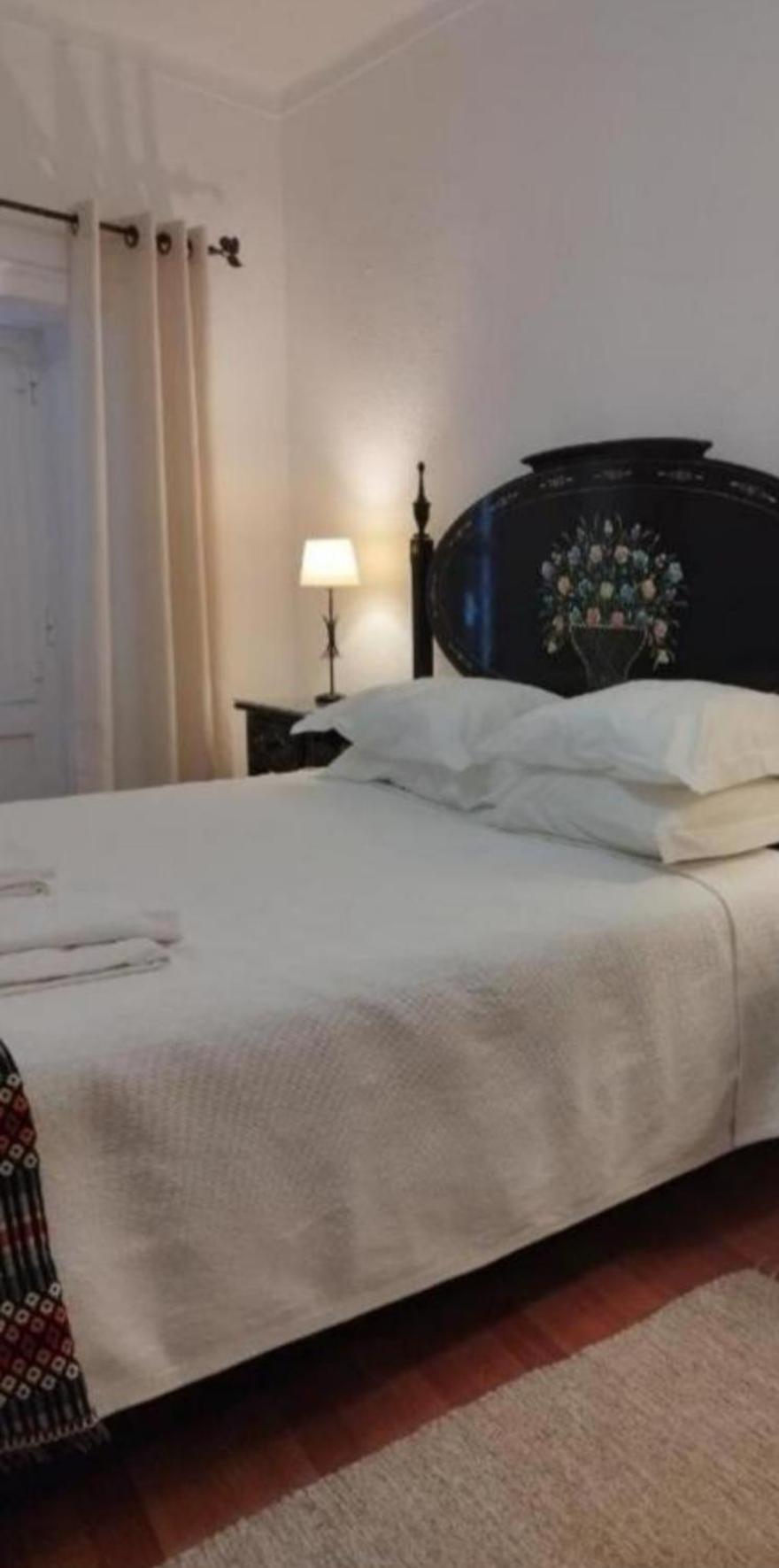 Mont' Sobro Hostel エヴォラ エクステリア 写真